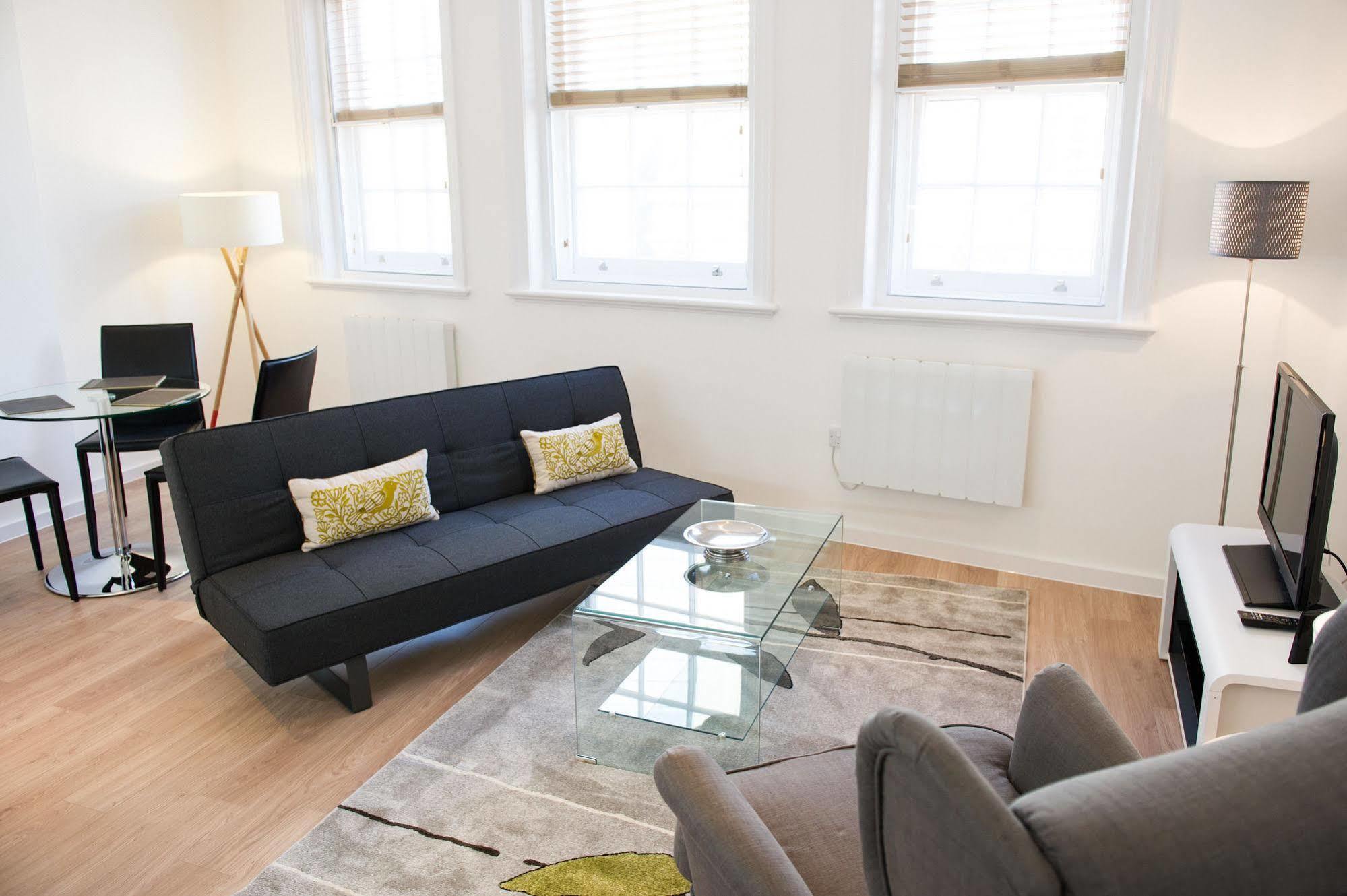 West End One Apartments Londra Dış mekan fotoğraf