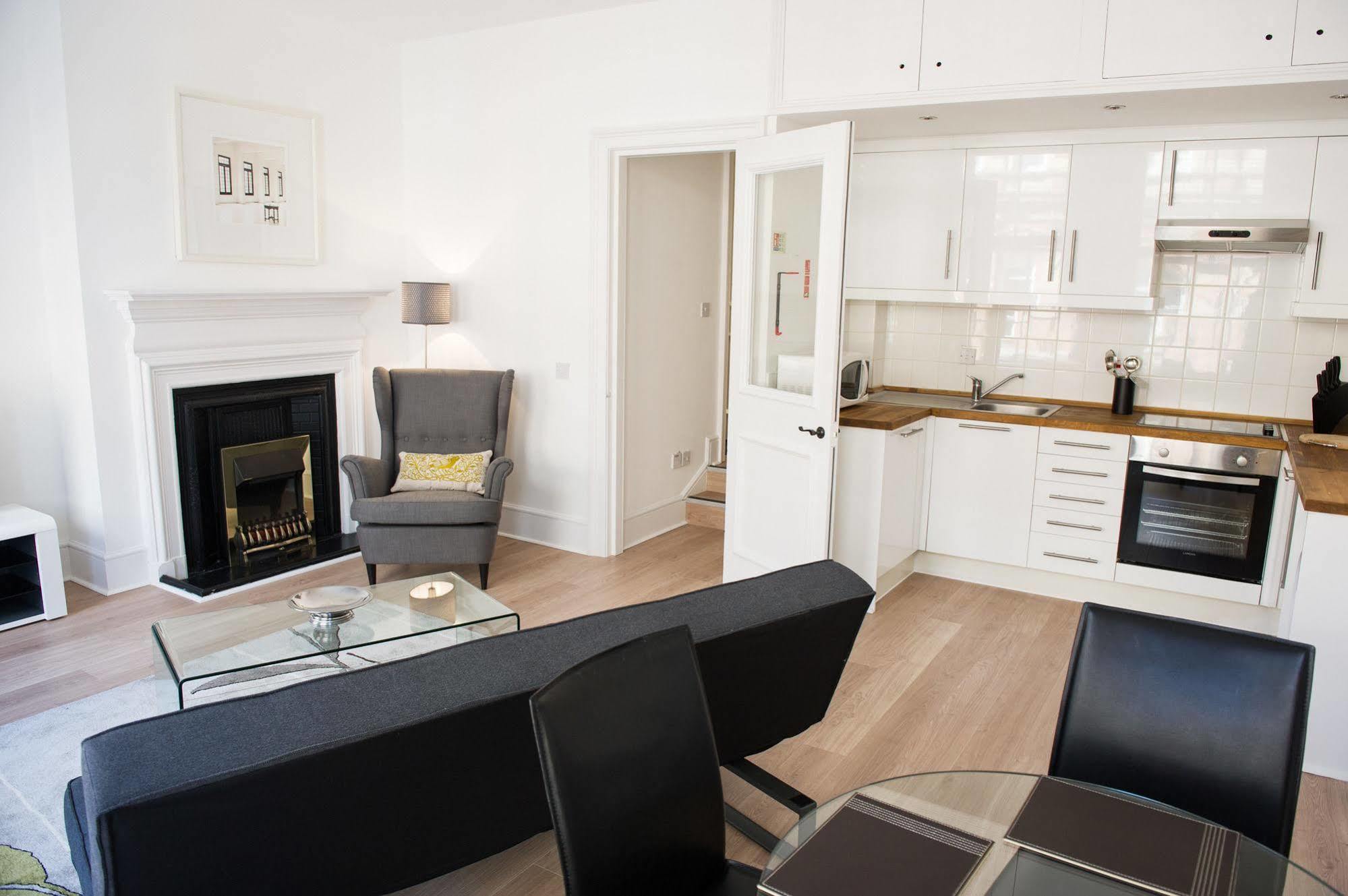West End One Apartments Londra Dış mekan fotoğraf